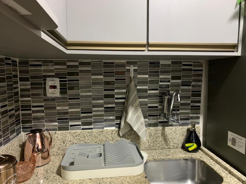 Maravilhoso Apartamento 2 Quartos Com Ofuro Porto Da Barra Salvador Summer Barra Flat Екстериор снимка