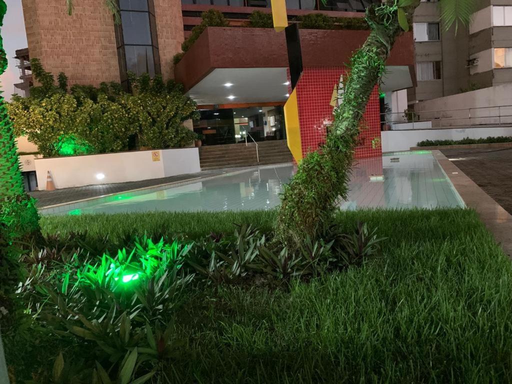 Maravilhoso Apartamento 2 Quartos Com Ofuro Porto Da Barra Salvador Summer Barra Flat Екстериор снимка