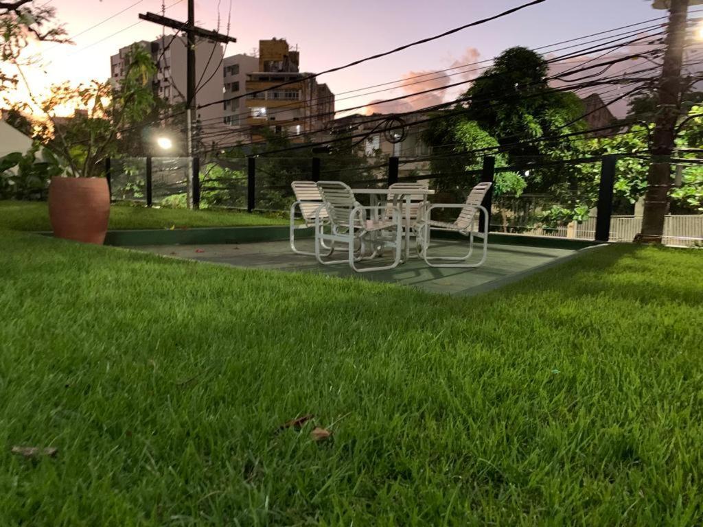 Maravilhoso Apartamento 2 Quartos Com Ofuro Porto Da Barra Salvador Summer Barra Flat Екстериор снимка